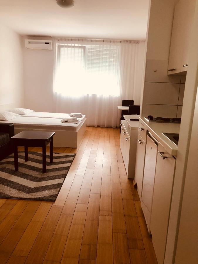 Apartman S&M Apartment Mostar Bagian luar foto
